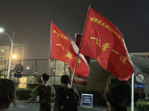 行军拉练合唱比赛1