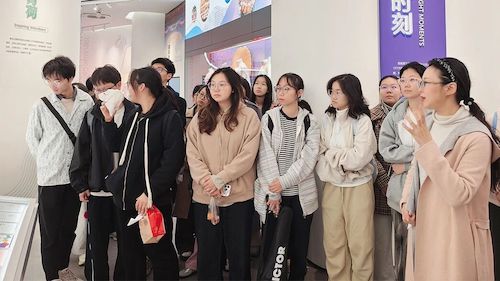 亚运精神进课堂4